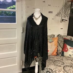 IMAN GLOBSL CHIC WRAP / SHAWL SEQUINS NWT. Black